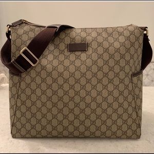 Gucci canvas messenger bag